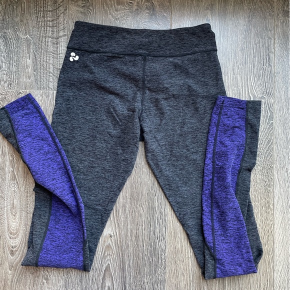 Triple Flip - ensemble - Picture 2 of 11